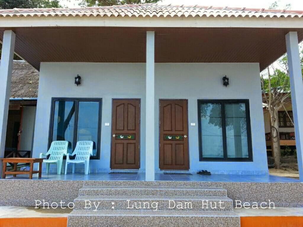 ลุงดำฮัทบีช Hotel Koh Samet Bagian luar foto